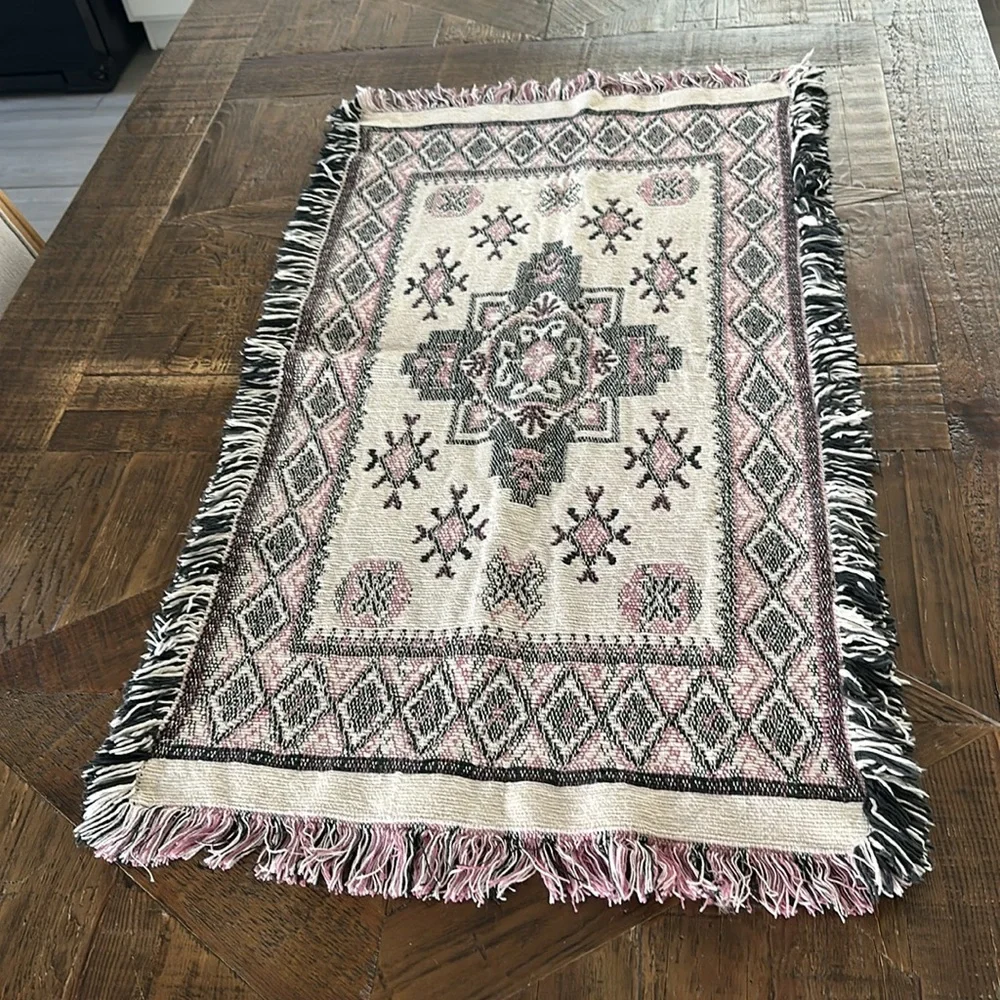 Vintage geometric pattern cotton Woven Textile Table runner/rug w/ fringe trim